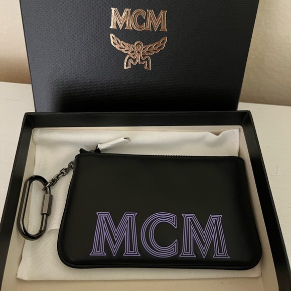 NWT MCM Monogram Spanish Napa Leather Key Pouch - Picture 7 of 9